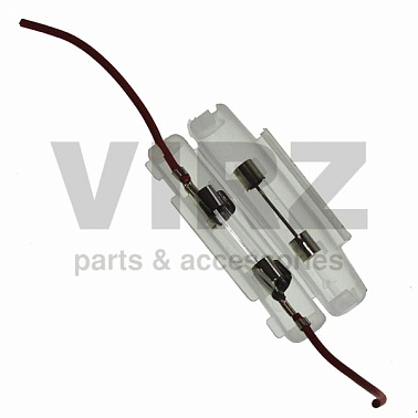 Корпус предохранителя + 2 предохранителя 